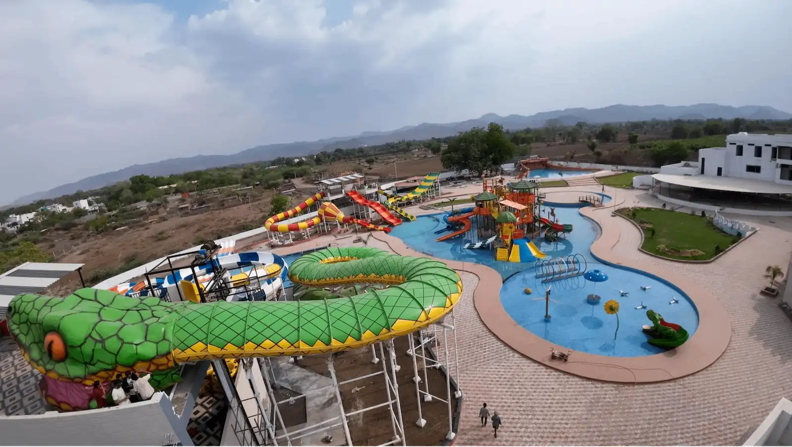 Dolphin Water Park